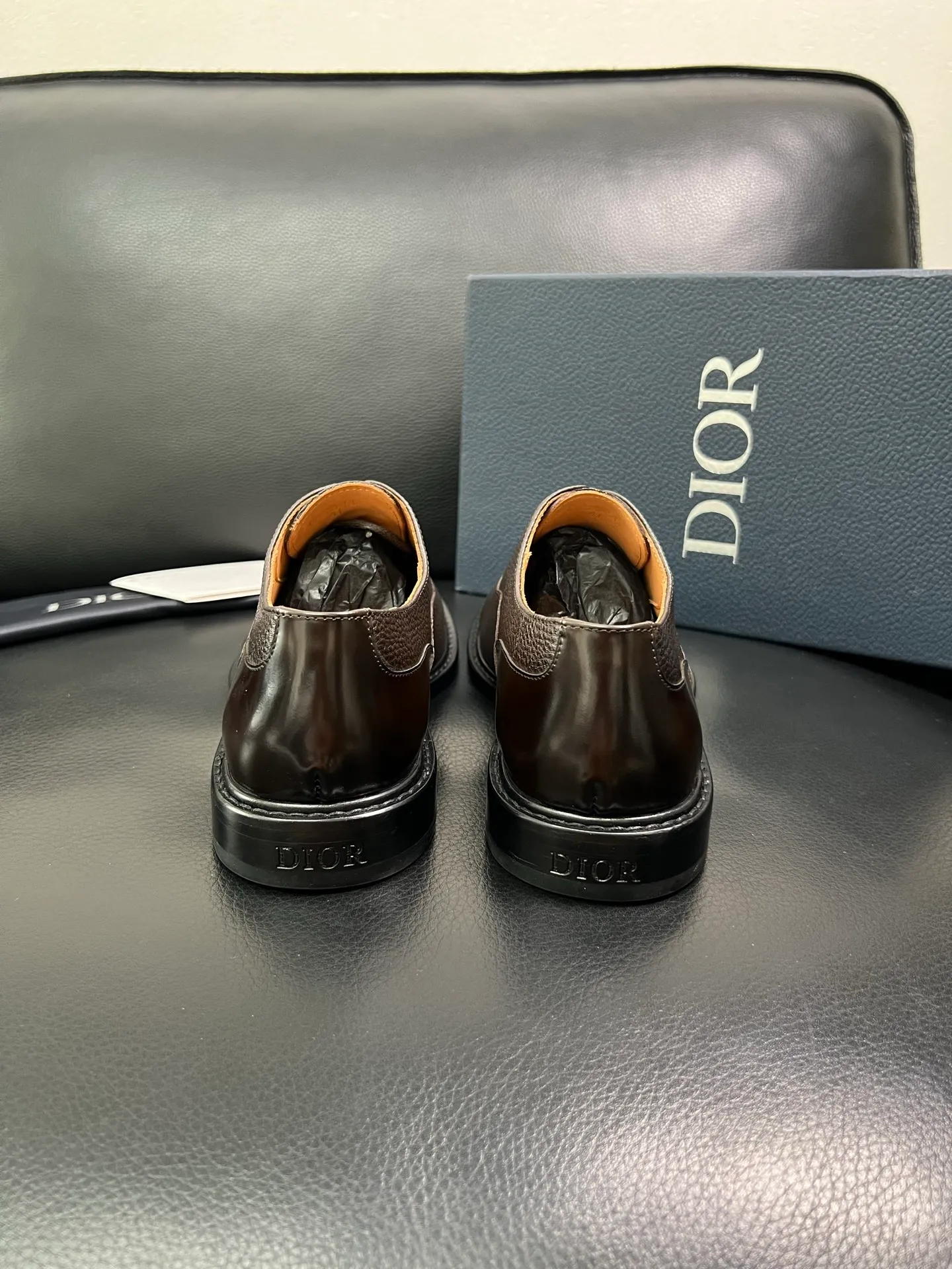 Men's shoes 💰940 Dior top purchasing agent, synchronized with Dior counters, original factory configuration, imported Italian cowhide, fully imported water-dyed cowhide lining, sole: original factory special supply, original sole super comfortable, original factory follow-up order 🔍🔍High quality, welcome to compare, code number 39-44 (can be ordered 38 45 46) 85868